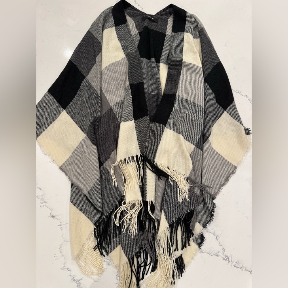 Hurley Black and Gray Striped Knit